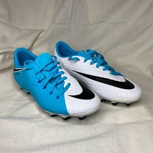 NIKE Hypervenom cleats